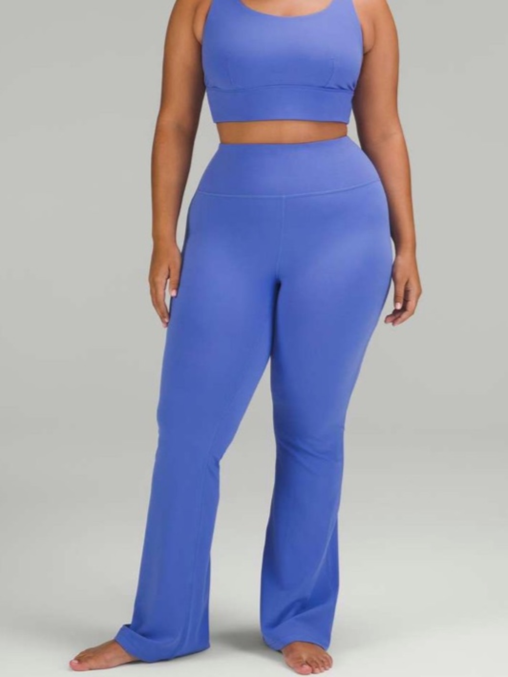 Lululemon Groove Super-High-Rise
Flared Pant Nulu - 6